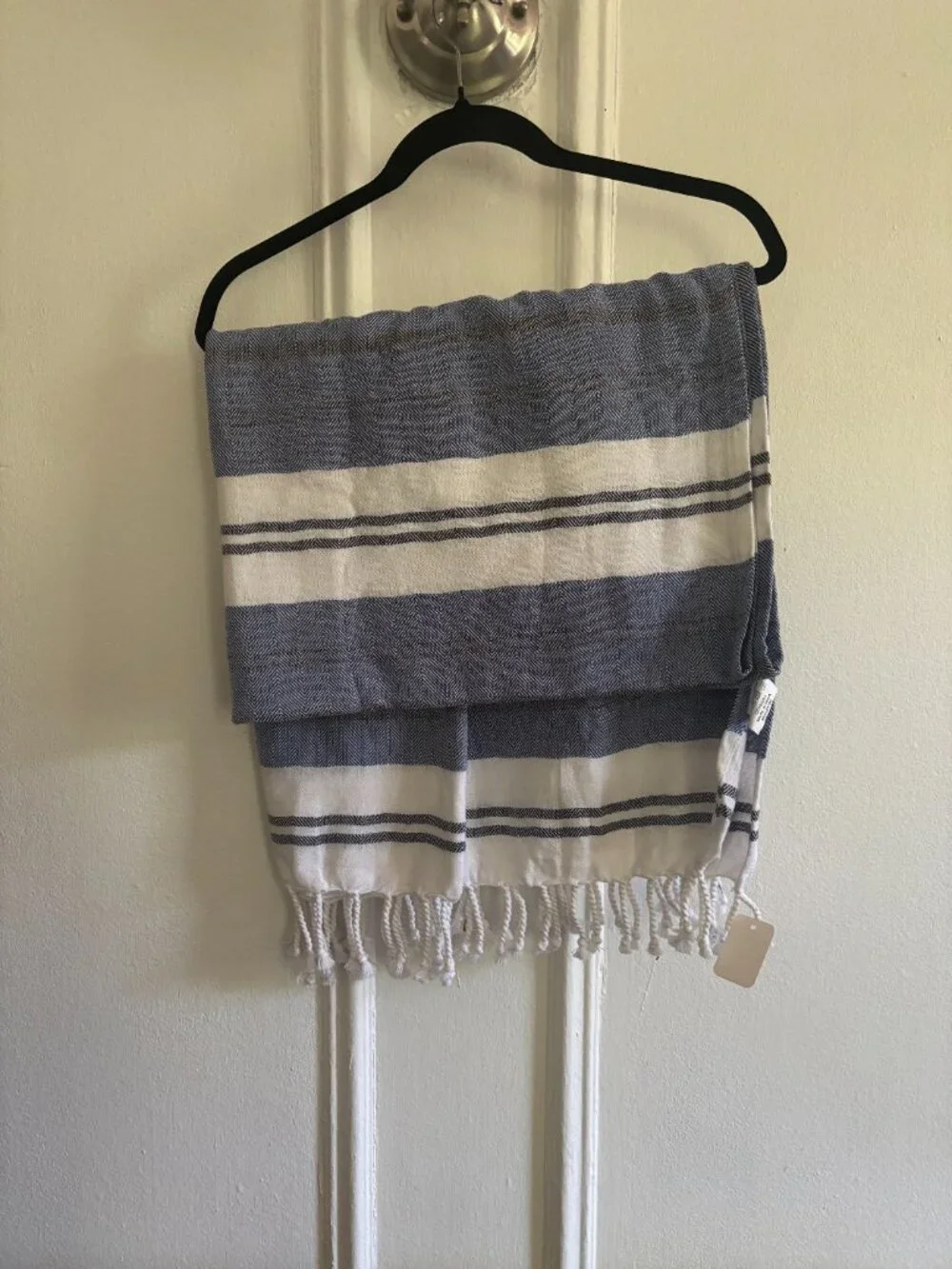 100% Cotton Blue and White Throw Blanket